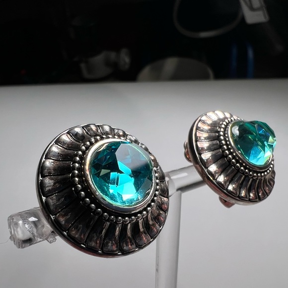 Cuff Bracelet set with matching Clip Earrings - priced as set - Picture 3 of 14